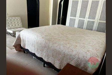 11_photo/94cdff8abd.b5f4e39731e4f05c-ATLAS-a1b7e748-9e84-4d83-bf07-a8a6877c2e3f.jpg de casa à venda com 3 quartos, 600m² em Balneario Praia do Pernambuco, Guarujá