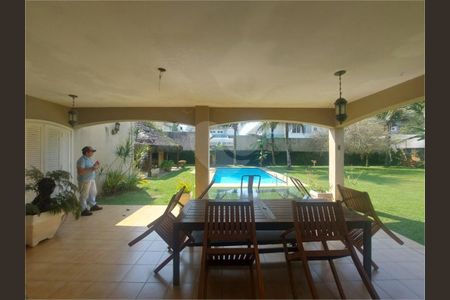 5_photo/94cdff8c55.97484f792a469e2d-ATLAS-1bb6e896-f7e7-4e93-9eaa-a596140c2a39.jpg de casa à venda com 4 quartos, 340m² em Jardim Acapulco, Guarujá