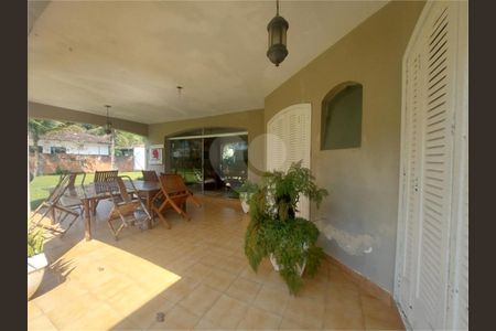 10_photo/94cdff8c55.97484f792a469e2d-ATLAS-348d06b3-eb57-4c12-aef7-9ba77835e9fc.jpg de casa à venda com 4 quartos, 340m² em Jardim Acapulco, Guarujá