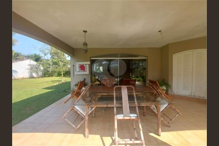 42_photo/94cdff8c55.97484f792a469e2d-ATLAS-4e16011a-46aa-4e75-99b2-cb2615bb77b4.jpg de casa à venda com 4 quartos, 340m² em Jardim Acapulco, Guarujá