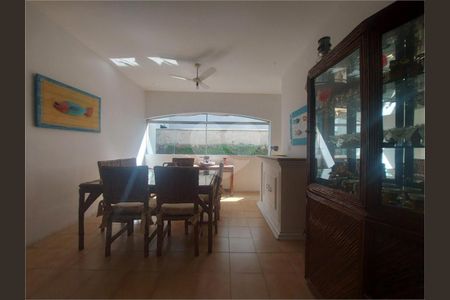 39_photo/94cdff8c55.97484f792a469e2d-ATLAS-fd5359fd-9c15-403b-abfe-d2fcb7806a49.jpg de casa à venda com 4 quartos, 340m² em Jardim Acapulco, Guarujá