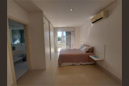 4_photo/94cdff8cff.ae3d86bef28e162d-ATLAS-1c02daaf-037e-4076-84ae-32c25005589d.jpg de casa à venda com 4 quartos, 348m² em Jardim Acapulco, Guarujá