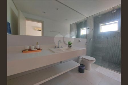 10_photo/94cdff8cff.ae3d86bef28e162d-ATLAS-3e86900e-910d-4e96-815b-1e44edea853f.jpg de casa à venda com 4 quartos, 348m² em Jardim Acapulco, Guarujá