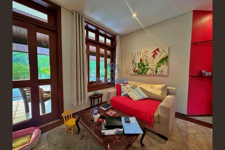 3_photo/94cdff8d07.c38e3c988887c5f2-ATLAS-01d76e22-39fe-45f9-a8da-0fd1dec8e5d5.jpg de casa à venda com 5 quartos, 580m² em Jardim Acapulco, Guarujá