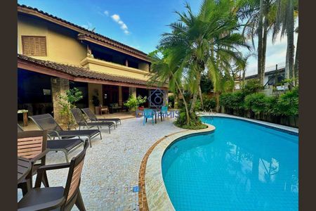 4_photo/94cdff8d07.c38e3c988887c5f2-ATLAS-aba55871-6fad-41ea-8728-2e61838943f2.jpg de casa à venda com 5 quartos, 580m² em Jardim Acapulco, Guarujá