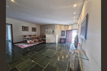 9_photo/94cdff8de7.0bf895571deddd4a-ATLAS-1454362a-620e-49df-a59b-a1560ce9fe5f.jpg de casa à venda com 5 quartos, 500m² em Jardim Acapulco, Guarujá