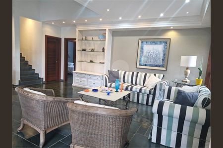 7_photo/94cdff8de7.0bf895571deddd4a-ATLAS-3ca2b6a3-357e-40c7-a244-ee85be042da3.jpg de casa à venda com 5 quartos, 500m² em Jardim Acapulco, Guarujá