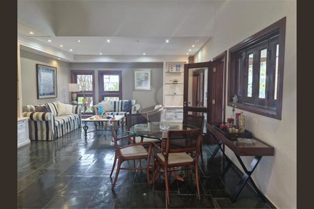 65_photo/94cdff8de7.0bf895571deddd4a-ATLAS-4caf8db5-b04d-43a3-98fe-c29eb933a8da.jpg de casa à venda com 5 quartos, 500m² em Jardim Acapulco, Guarujá