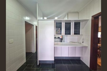 81_photo/94cdff8de7.0bf895571deddd4a-ATLAS-7e5a3a18-c71f-47e9-a2c8-50369c64cc56.jpg de casa à venda com 5 quartos, 500m² em Jardim Acapulco, Guarujá