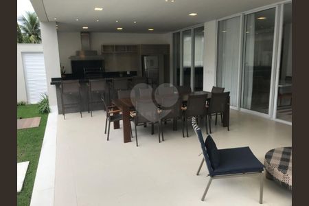 9_photo/94cdff9193.8cbbc6e43ead3576-ATLAS-ff4f6ea2-9ab5-48c9-8fe0-ade752b680eb.jpg de casa à venda com 5 quartos, 480m² em Jardim Acapulco, Guarujá