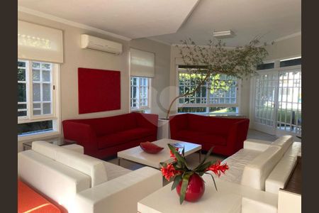 8_photo/94cdff9193.8f3f2a47dd94676f-ATLAS-8b22aba4-a446-47ec-95a6-99939992e747.jpg de casa de condomínio para alugar com 5 quartos, 700m² em Jardim Acapulco, Guarujá