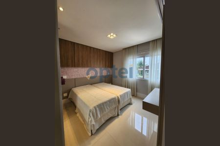 41_photo/94cdff9193.a095ebe9a9b9d05b-ATLAS-d2b75493-65f4-4e59-a1f9-9a2a61a6ae12.jpg de casa à venda com 5 quartos, 440m² em Jardim Acapulco, Guarujá