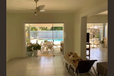 26_photo/94cdff91f3.9845a183adc4e21d-ATLAS-2715be7c-b6fa-487d-9c0f-48ba473eeff1.jpg de casa à venda com 4 quartos, 450m² em Jardim Acapulco, Guarujá