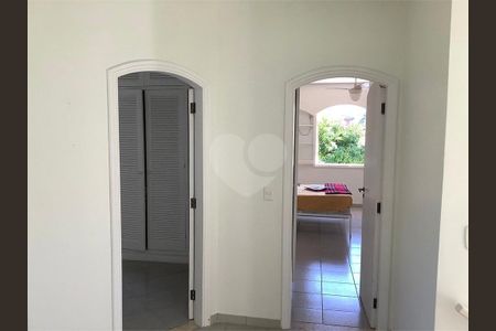 10_photo/94cdff91f3.9845a183adc4e21d-ATLAS-ae5a20b3-21da-4d68-b179-2d1eb2c6ef4f.jpg de casa à venda com 4 quartos, 450m² em Jardim Acapulco, Guarujá