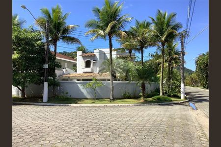 25_photo/94cdff91f3.9845a183adc4e21d-ATLAS-b5657dad-8d1f-485d-9559-b5cbd26abd9d.jpg de casa à venda com 4 quartos, 450m² em Jardim Acapulco, Guarujá