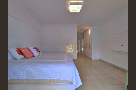 2_photo/94cdff924d.3aed5bbd04158097-ATLAS-c88b4b11-b4d9-4524-821f-e4591b8bec65.jpg de casa à venda com 4 quartos, 370m² em Jardim Acapulco, Guarujá