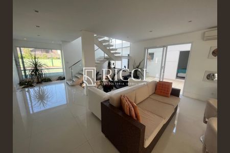 3_photo/94cdff92c1.e8818d4a5c5dde9d-ATLAS-138190bb-5417-4ece-9ae9-9620589fcff0.jpg de casa à venda com 7 quartos, 1600m² em Jardim Acapulco, Guarujá