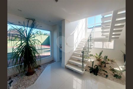 12_photo/94cdff92c1.e8818d4a5c5dde9d-ATLAS-34ec25f2-8e63-4f38-9cbc-8da257845d93.jpg de casa à venda com 7 quartos, 800m² em Jardim Acapulco, Guarujá