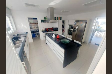 6_photo/94cdff92c1.e8818d4a5c5dde9d-ATLAS-47eddacb-64d3-4b86-a7a9-680f6be69061.jpg de casa à venda com 7 quartos, 800m² em Jardim Acapulco, Guarujá