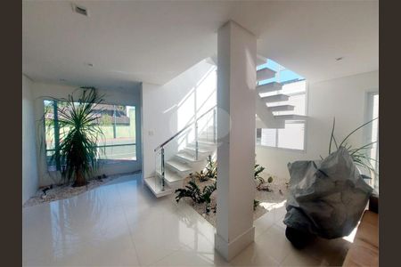 10_photo/94cdff92c1.e8818d4a5c5dde9d-ATLAS-4985106d-5d66-4372-a8ae-77bc4530f6af.jpg de casa à venda com 7 quartos, 800m² em Jardim Acapulco, Guarujá