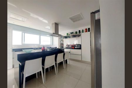 34_photo/94cdff92c1.e8818d4a5c5dde9d-ATLAS-5aea7718-d3a4-433e-b02a-17e6e592711e.jpg de casa à venda com 7 quartos, 800m² em Jardim Acapulco, Guarujá