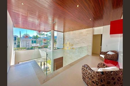 11_photo/94cdff92e9.6b2453e70642c87c-ATLAS-da028867-8a1f-472e-9dff-9b33bbb5eebb.jpg de casa à venda com 5 quartos, 540m² em Jardim Acapulco, Guarujá