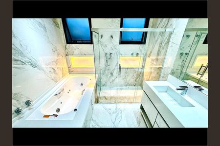 4_photo/94cdff9327.e182d30f96765f76-ATLAS-fb3c6e4e-02b2-458a-b6f4-78bf82bb4765.jpg de casa à venda com 5 quartos, 490m² em Jardim Acapulco, Guarujá