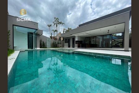 6_photo/94cdff939d.2ed526e46a3fb60a-ATLAS-e09b8dfb-8166-48a7-9917-a8c3884a6a22.jpg de casa à venda com 4 quartos, 300m² em Jardim Acapulco, Guarujá