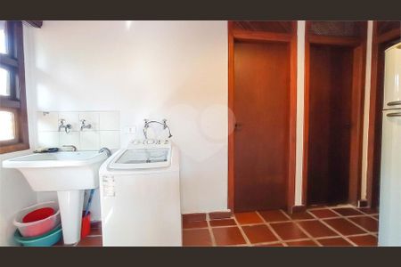 2_photo/94cdff93bf.040929e4059d90de-ATLAS-3867cb39-2c55-43b4-abf2-e362bc8a05de.jpg de casa à venda com 4 quartos, 390m² em Jardim Acapulco, Guarujá