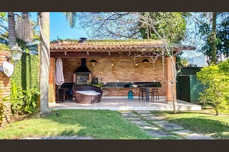 6_photo/94cdff93bf.040929e4059d90de-ATLAS-95f8f6e0-2cdb-42fe-92b9-e14691b14280.jpg de casa à venda com 4 quartos, 390m² em Jardim Acapulco, Guarujá