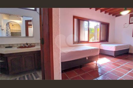 47_photo/94cdff93bf.040929e4059d90de-ATLAS-ff58d26b-363e-4451-b276-0d5a48b623c8.jpg de casa à venda com 4 quartos, 390m² em Jardim Acapulco, Guarujá