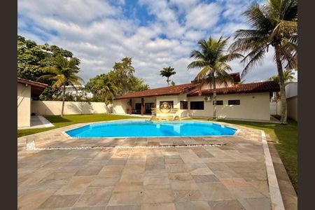 2_photo/94cdff93ef.18d35e9b3b089d06-ATLAS-9c3c2698-d42c-43d0-85b6-b784f4aa6dfc.jpg de casa à venda com 4 quartos, 374m² em Jardim Acapulco, Guarujá