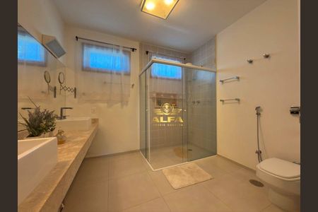 28_photo/94cdff93fb.59abdc00308a7dc6-ATLAS-40f082e7-d6b1-49d7-b420-c11e10fd991f.jpg de casa à venda com 5 quartos, 309m² em Jardim Acapulco, Guarujá