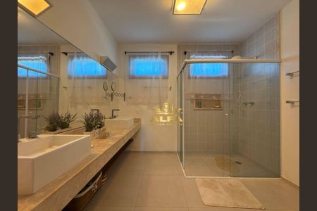 27_photo/94cdff93fb.59abdc00308a7dc6-ATLAS-463c672b-0320-4b8a-ae4f-a8c738ae738e.jpg de casa à venda com 5 quartos, 309m² em Jardim Acapulco, Guarujá