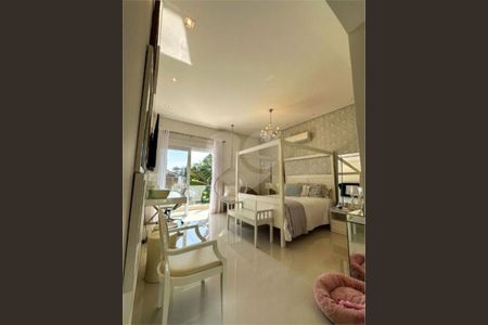 2_photo/94cdff9457.f2ed236aecaa8a04-ATLAS-341f23c1-7322-4abd-a0e7-671879d9492f.jpg de casa à venda com 5 quartos, 525m² em Jardim Acapulco, Guarujá