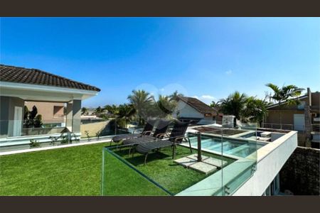 9_photo/94cdff9457.f2ed236aecaa8a04-ATLAS-6f943cf3-f25c-4149-abe0-dbcac43cabd7.jpg de casa à venda com 5 quartos, 525m² em Jardim Acapulco, Guarujá