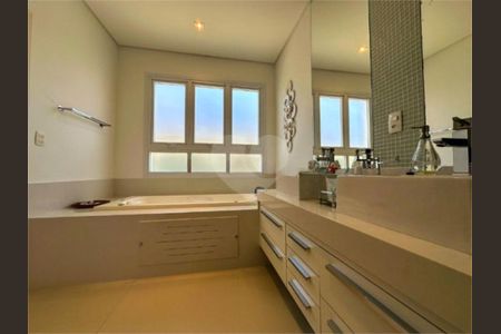 4_photo/94cdff9457.f2ed236aecaa8a04-ATLAS-7633600f-5ef9-4c12-a1a3-eb6d153d775a.jpg de casa à venda com 5 quartos, 525m² em Jardim Acapulco, Guarujá