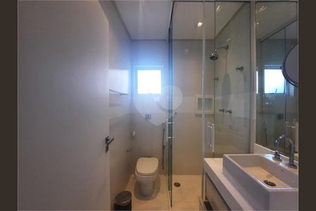 32_photo/94cdff94b5.342cb89e52c6f9ad-ATLAS-aaa0319f-df9c-47e5-a313-29e1fffafe37.jpg de casa à venda com 5 quartos, 480m² em Jardim Acapulco, Guarujá