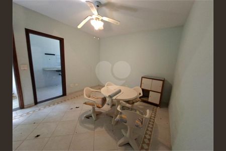 37_photo/94cdff955d.007d8801227075bf-ATLAS-a7072474-9bd0-42a8-ac6d-e59845b3b500.jpg de casa à venda com 1 quarto, 188m² em Jardim Acapulco, Guarujá