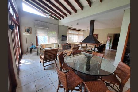 21_photo/94cdff95ab.9a0cf215368575da-ATLAS-ab3a6c52-5ca0-4faf-9fbe-d0a0d80d4d7f.jpg de casa para alugar com 4 quartos, 560m² em Jardim Acapulco, Guarujá