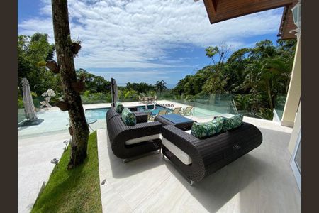 35_photo/94cdff9ced.f279df7ab7105e24-ATLAS-a2e239c6-b678-4f48-9dbb-b9d081a7aca2.jpg de casa à venda com 6 quartos, 700m² em Balneario Praia do Pernambuco, Guarujá