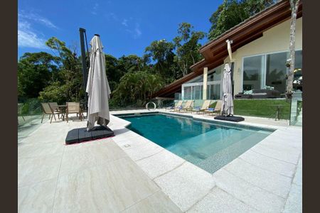 38_photo/94cdff9ced.f279df7ab7105e24-ATLAS-c2a61cfb-44eb-4c3a-a690-4788da81ab40.jpg de casa à venda com 6 quartos, 700m² em Balneario Praia do Pernambuco, Guarujá