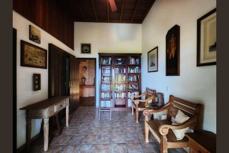 10_photo/94cdff9d2d.94eccd8fc9add72f-ATLAS-1ecefcf5-b6fc-4650-9c56-95a27b0c2a7a.jpg de casa à venda com 4 quartos, 363m² em Balneario Praia do Pernambuco, Guarujá