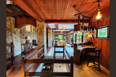 2_photo/94cdff9d2d.94eccd8fc9add72f-ATLAS-5a2b2564-0287-4281-97e4-eb36ad62cb31.jpg de casa à venda com 4 quartos, 363m² em Balneario Praia do Pernambuco, Guarujá