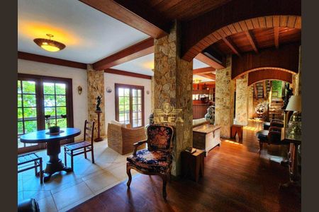 9_photo/94cdff9d2d.94eccd8fc9add72f-ATLAS-ba35432b-852f-41c8-a11f-9c4fc5e65b2a.jpg de casa à venda com 4 quartos, 363m² em Balneario Praia do Pernambuco, Guarujá