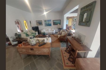 8_photo/94cdffbfe7.3913879a8cf012ea-ATLAS-70bbbb8a-5f01-4398-b6ca-ca1f7999f88c.jpg de casa à venda com 4 quartos, 410m² em Jardim Acapulco, Guarujá