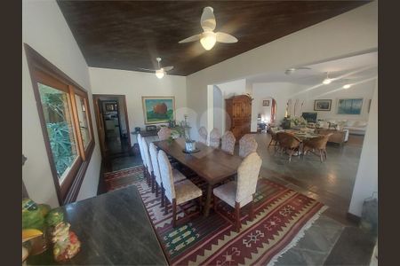 19_photo/94cdffbfe7.3913879a8cf012ea-ATLAS-cdc75173-843d-4e2b-a4cd-0b0ab05976b0.jpg de casa à venda com 4 quartos, 410m² em Jardim Acapulco, Guarujá