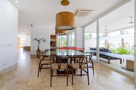 16_photo/94cdffe32b.2f15d505e37c7ac5-ATLAS-705fb471-ee6e-4b9a-a25a-6fd3a8c572c6.jpg de casa à venda com 6 quartos, 680m² em Morrinhos, Guarujá