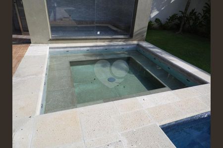 12_photo/94cdffe4b7.51e9d72e285c0521-ATLAS-2edc9298-2890-4ba6-9b9e-0189eac1cd67.jpg de casa à venda com 6 quartos, 995m² em Jardim Acapulco, Guarujá