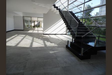 10_photo/94cdffe4b7.51e9d72e285c0521-ATLAS-e520f8b6-0fc7-49ad-8417-8235d7d99c7f.jpg de casa à venda com 6 quartos, 995m² em Jardim Acapulco, Guarujá